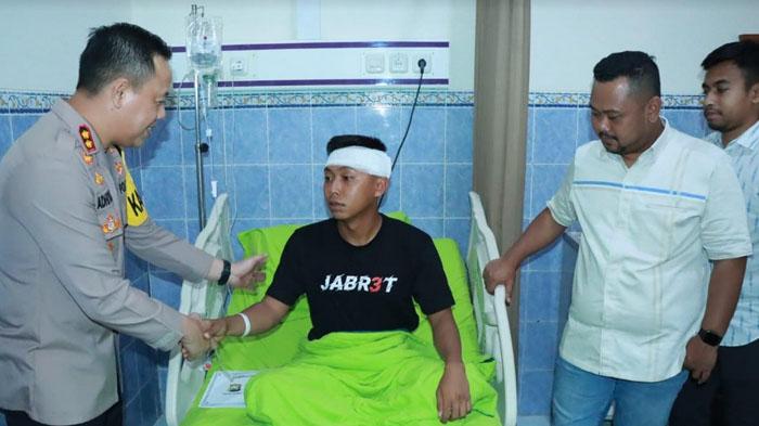 Manajemen Gresik United bersama Forkopimda Jenguk Korban Kerusuhan Stadion Gelora Joko Samudro