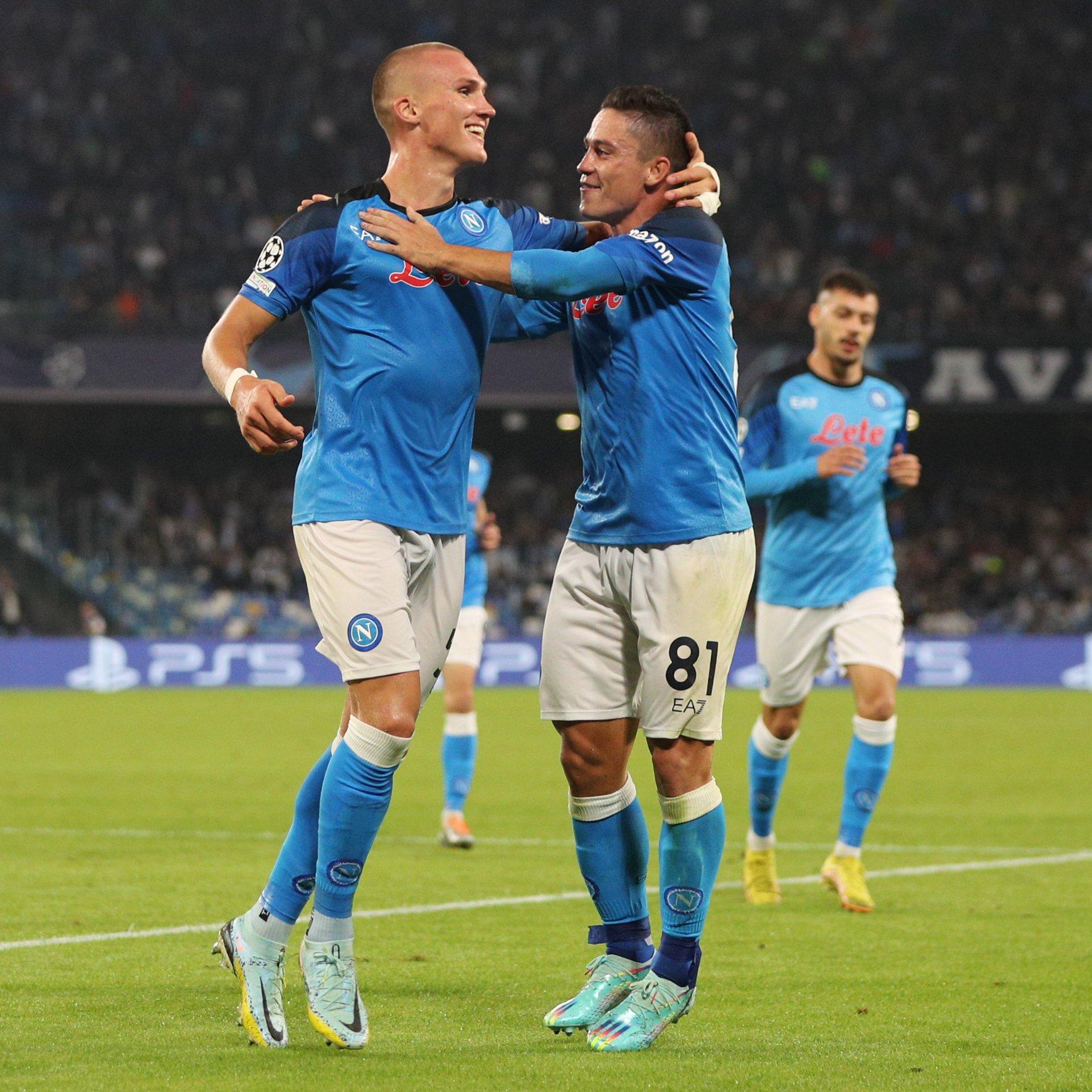 Napoli-sukses-lolos-16-besar-Liga-Champions-2022.jpg