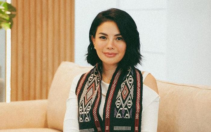 Nikita-Mirzani-bagikan-video-mellow-curahkan-isi-hatinya-kala-tengah-merindukan-mendiang-ibu.jpg