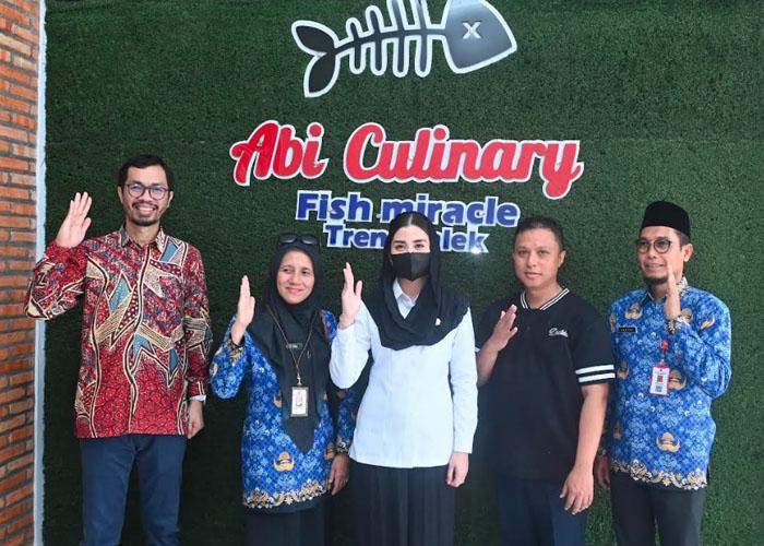 Manfaatkan Limbah Ikan Jadi Pakan Ternak, UMKM Aby Culinary Trenggalek Naik Kelas sebagai IKM Hijau