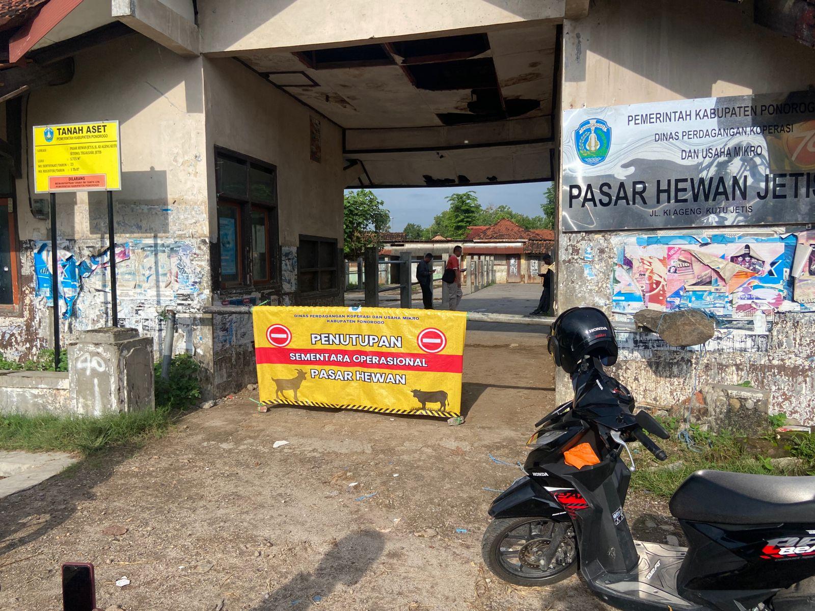 Pasar Hewan di Ponorogo Masih Ditutup, Dipertahankan : Masih Ada Sapi Terjangkit PMK