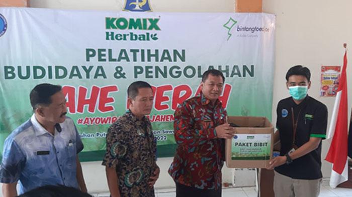Gelar Pelatihan Budi Daya Jahe Merah, Komix Herbal dan BNN Berdayakan Warga di Wilayah Rawan Narkoba