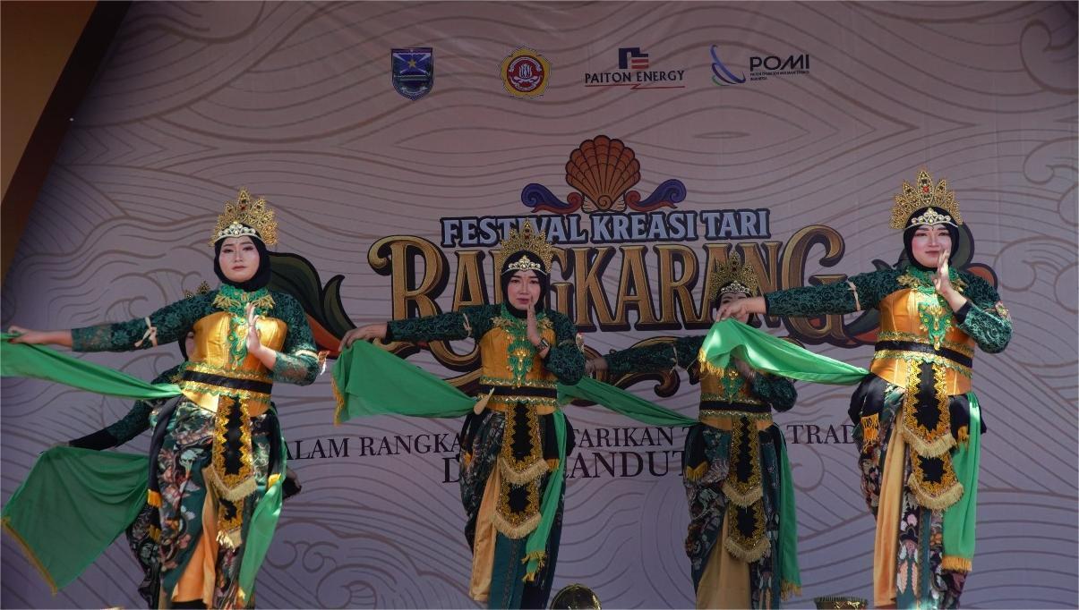 Jaga Budaya Pesisir, Paiton Energy dan POMI Gelar Festival Tari Rangkarang di Probolinggo
