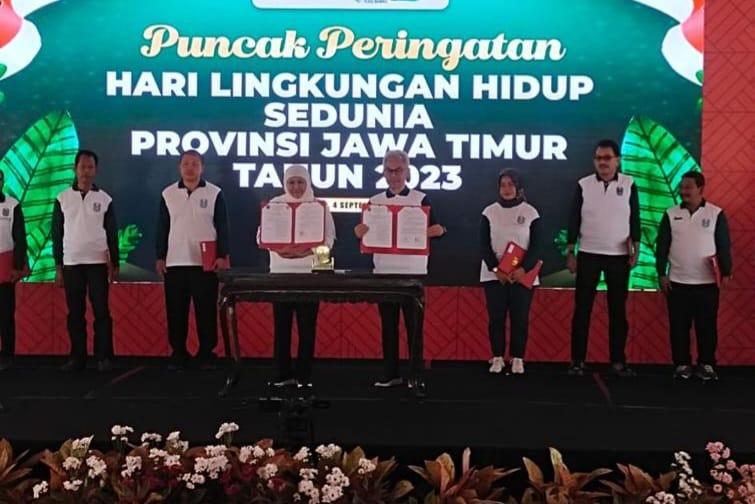 PT-Smelting-dan-12-Industri-Jatim-Teken-MoU-Pengendalian-Pencemaran-Lingkungan.jpg