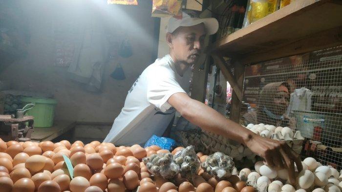 Menjelang Nataru Harga Kebutuhan Pokok di Sampang Merangkak Naik, Mulai dari Telur hingga Daging