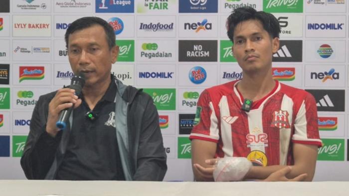 Pelatih-Deltras-FC-Widodo-Cahyono-Putro-saat-jumpa-pers-setelah-menghadapi-PSIS-Semarang-1.jpg