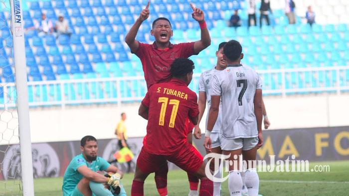 Pemain-Arema-FC-merayakan-gol-yang-dicetak-ke-gawang-Madura-United-Arema-FC-vs-Madura-United-2025-1.jpg