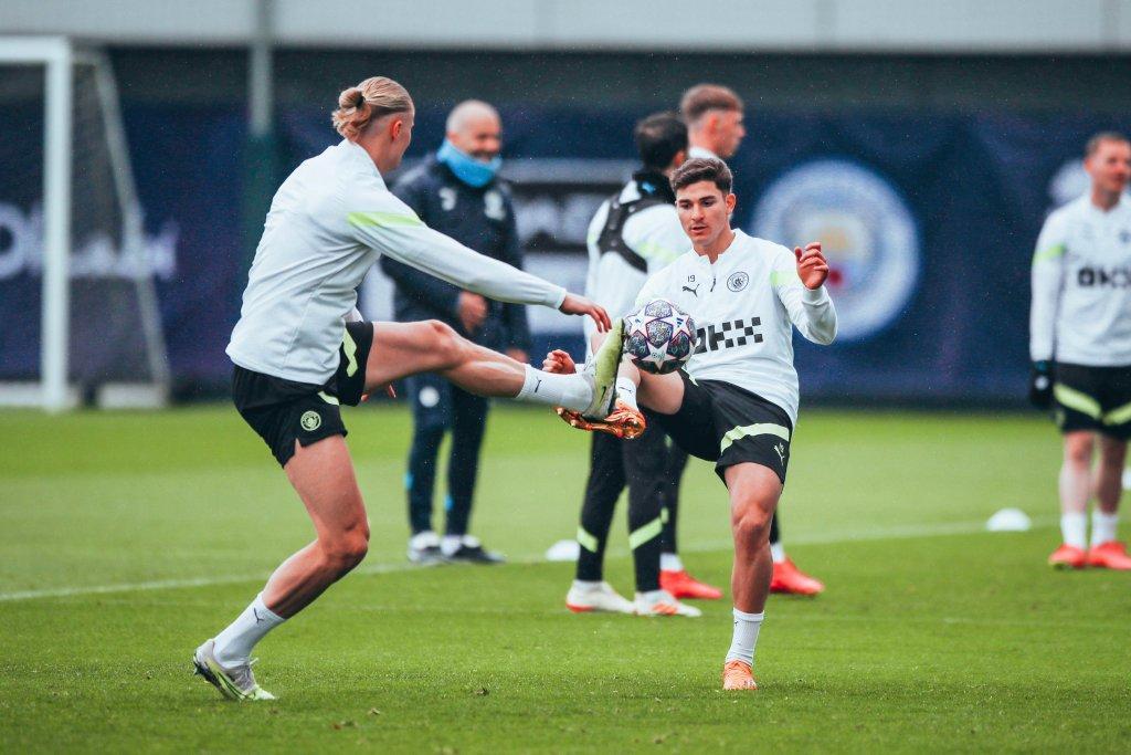 Pemain-Manchester-City-melakukan-persiapan-jelang-kontra-Real-Madrid.jpg