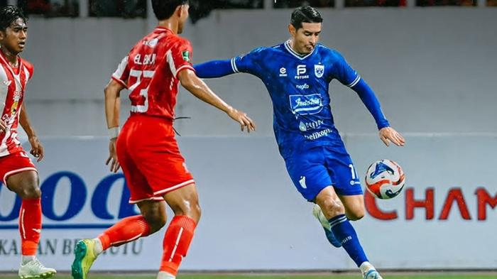 Pemain-PSIS-Semarang-Esteban-Vizcarra-pada-laga-PSIS-Semarang-vs-Deltras-FC.jpg