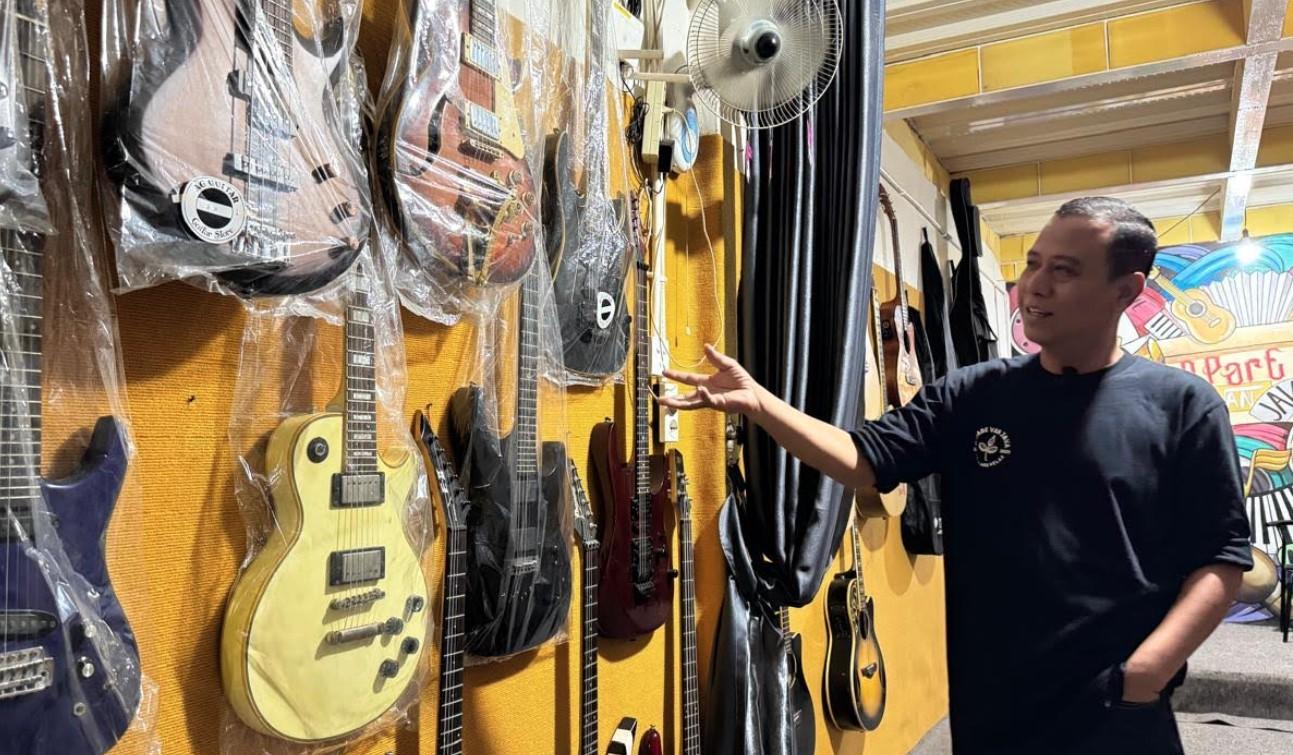 Ini Kisah Kafe D’Pare Van Java di Kediri, Perpaduan Kopi dan Musik, Suguhkan Konsep Unik di Pare