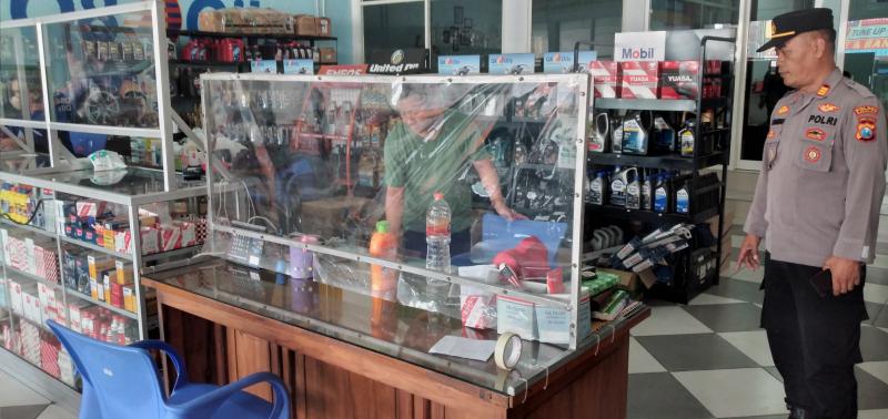 Bengkel Mobil di Madiun Jadi Sasaran Maling, Laptop hingga Handphone Aman, Uang di Laci Raib