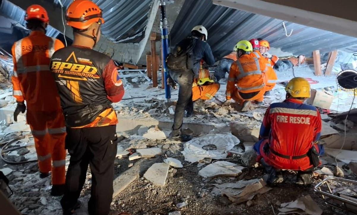 Percakapan Petugas dengan Yusuf & Haikal dari Dalam Reruntuhan Ponpes Al Khoziny, Santri Beri Sinyal