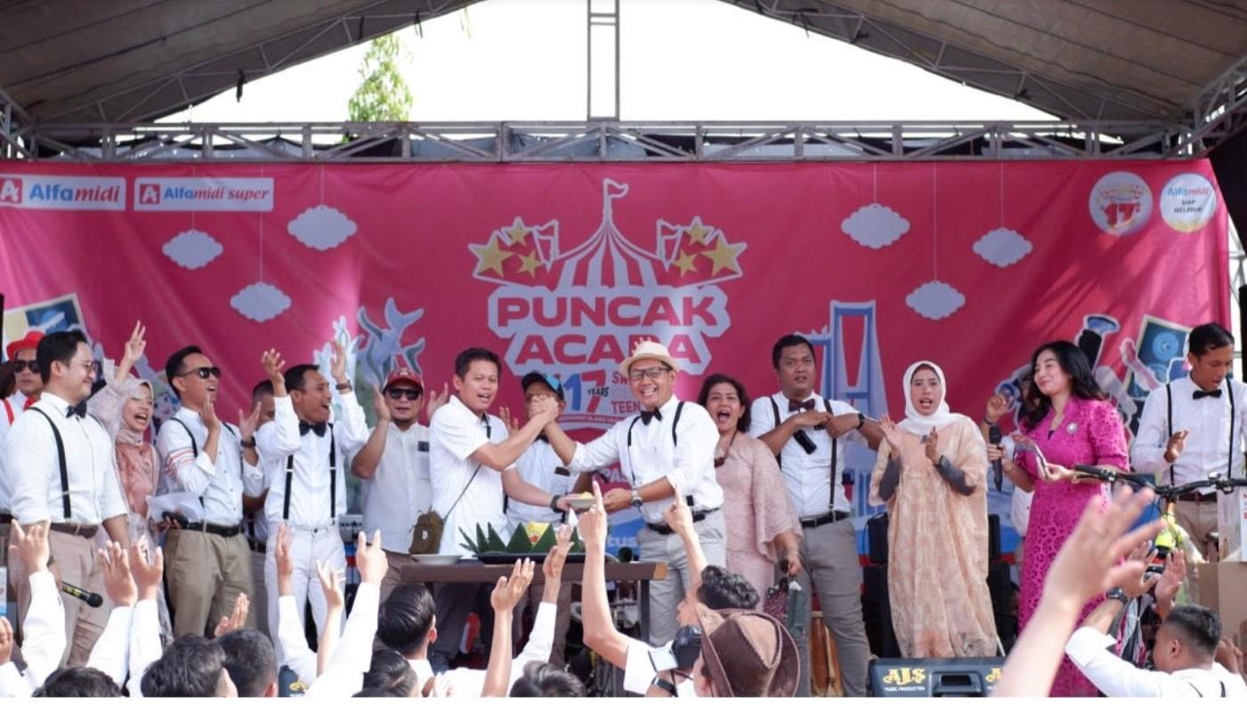 Peringatan-puncak-Hari-Jadi-Alfamidi-ke-17-di-Pasuruan-Kamis-2982024.jpg