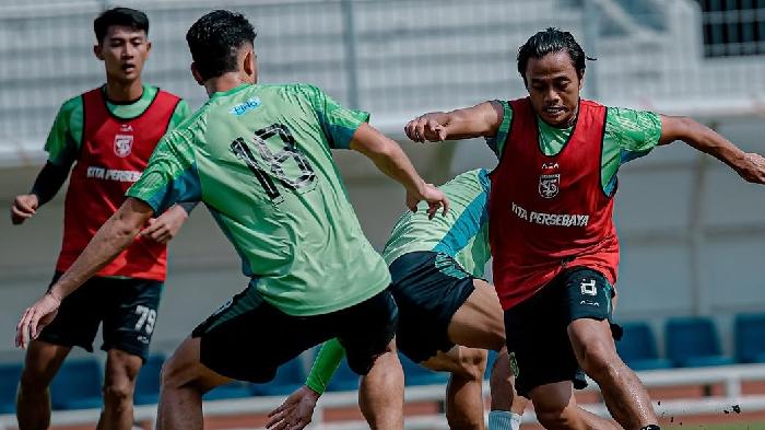 Persik-vs-Persebaya-Paul-Munster-Sebut-Persik-Diperkuat-Banyak-Pemain-Berkualitas.jpg