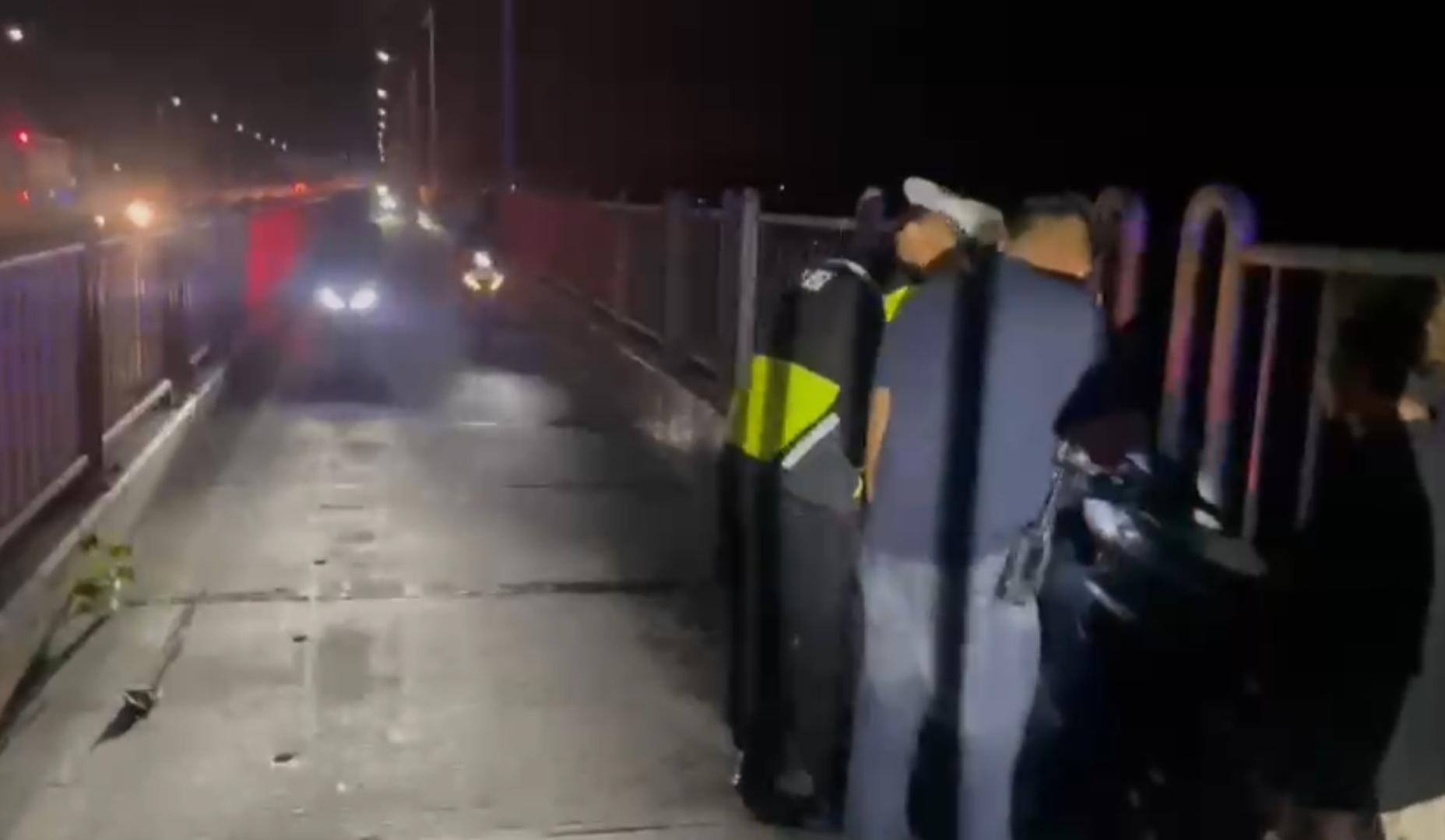 Terjadi Lagi, Pemotor Terjerat Senar di Jembatan Suramadu, 4 Pemancing Dibawa Polisi saat Razia