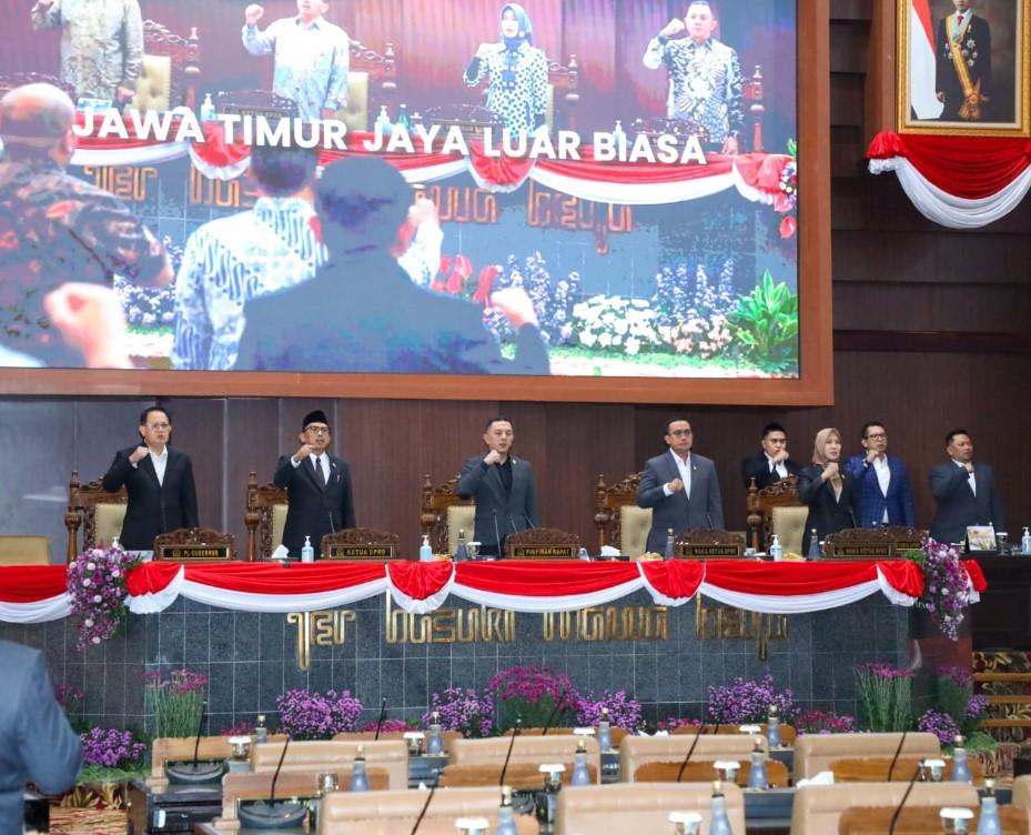 Perubahan-Nomenklatur-BPR-Jatim-Pj-Gubernur-Adhy-Optimalkan-Peran-BPR-untuk-Tingkatkan-Ekonomi.jpg