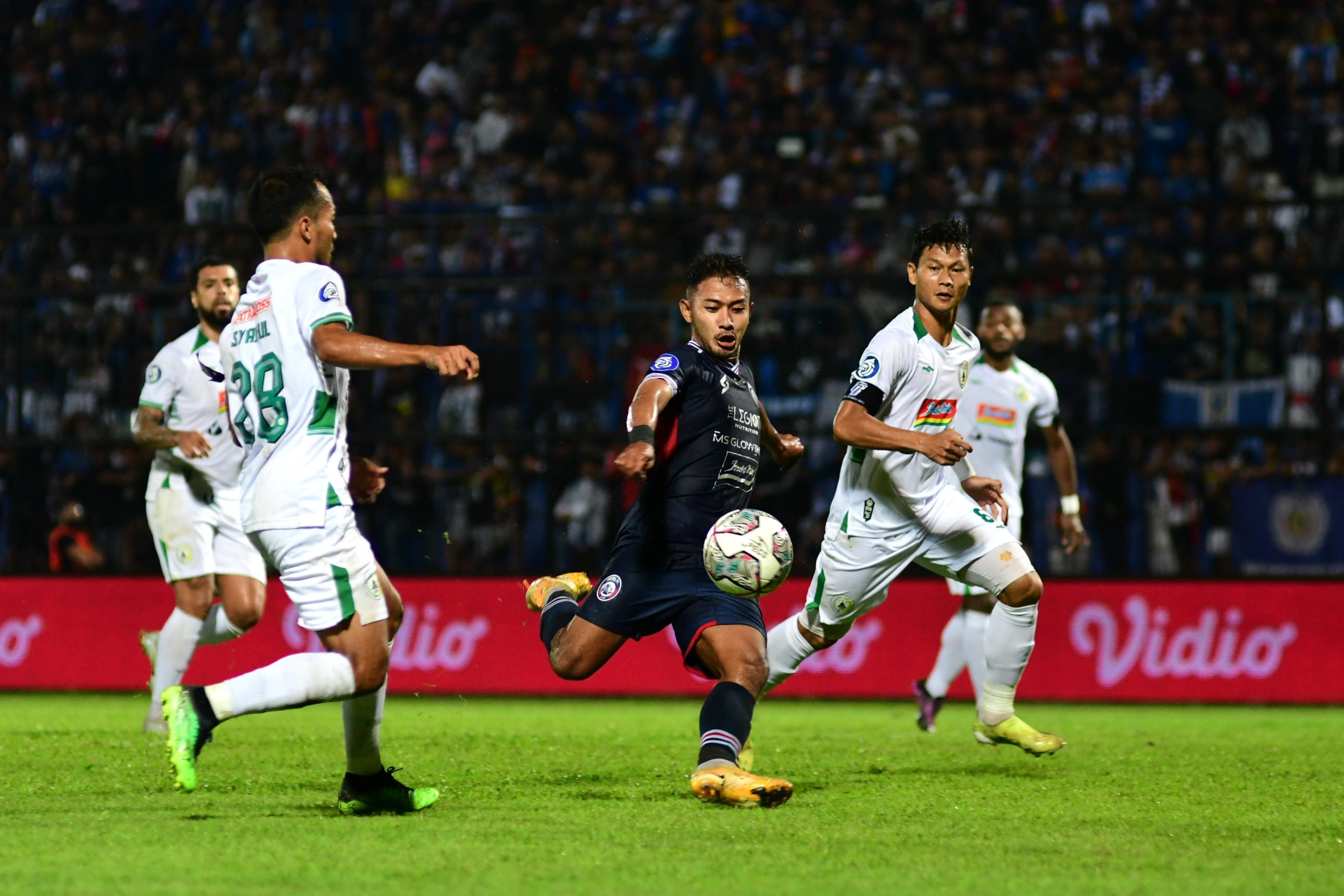 Arema FC Punya Banyak Peluang tapi Gagal Menang, Eduardo Almeida: Inilah Sepak Bola