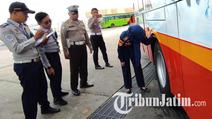 Penumpang Terminal Patria Blitar Meningkat 95 Persen di Momen Libur Nataru 2024