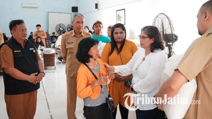 1.371 KPM di Kota Kediri Terima Bantuan Pangan Cadangan, Masing-masing Dapat 10 Kilogram Beras