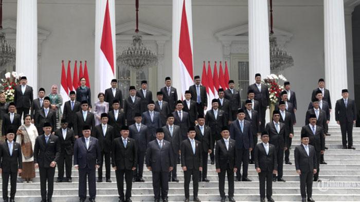 Presiden-Prabowo-Subiantoberfoto-bersama-Menteri-Kabinet-Merah-Putih.jpg