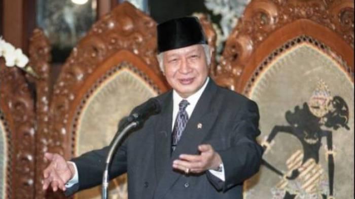 Presiden-ke-2-RI-Soeharto-disebut-layak-jadi-pahlawan-nasional-prabowo.jpg