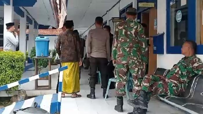 Bawa Keris Kuno saat Rekapitulasi, Pria Sampang Sempat Diamankan, Ngaku Sebagai Jimat