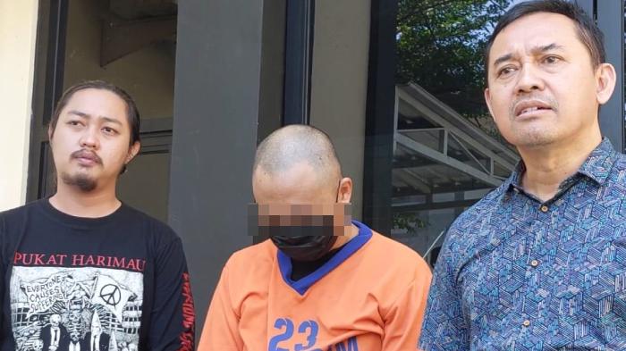 Syok Remaja Kencani Wanita Jadi-jadian di Kediri, Mau Kabur Tangan Diborgol, Tertipu Video Seksi