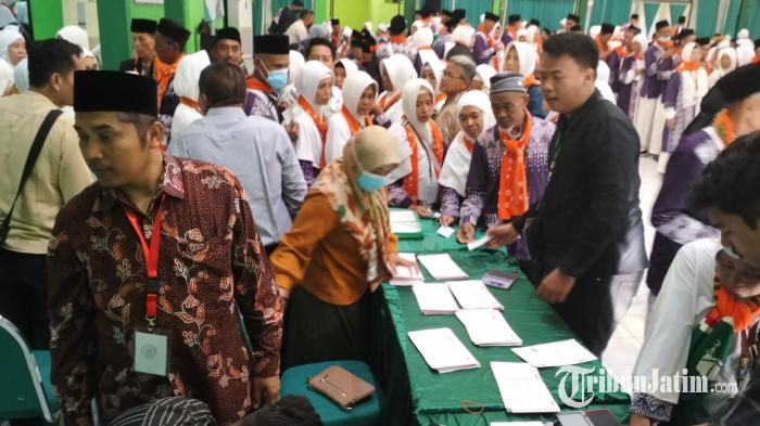 Butuh Waktu 2 Jam CJH Bojonegoro Masuk Kamar Asrama Haji Sukolilo Surabaya, Ini Penyebabnya