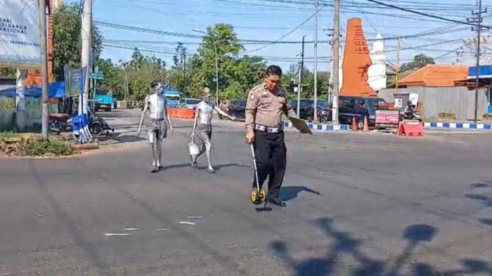 Pulang-Sekolah-Siswa-SD-di-Mojokerto-tewas-tertabrak-truk-di-Simpang-4-Sekarputih.jpg