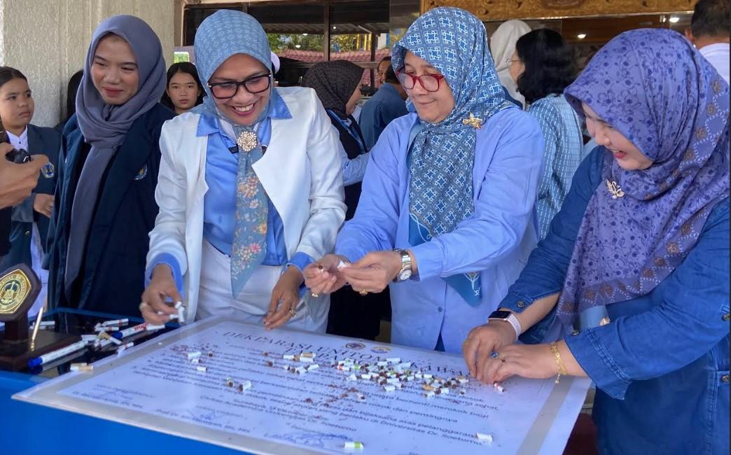 Resmi Terapkan Kawasan Tanpa Rokok, Unitomo Surabaya Larang Merokok hingga Jual Beli Rokok di Kampus