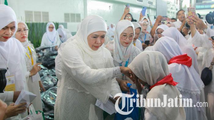 Respons Khofifah Usai Santer Didukung Kembali Jadi Ketua Umum Muslimat NU: Alami saja