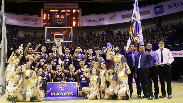 SMAN-1-Puri-Mojokerto-merayakan-keberhasilan-melaju-ke-babak-Playoff.jpg