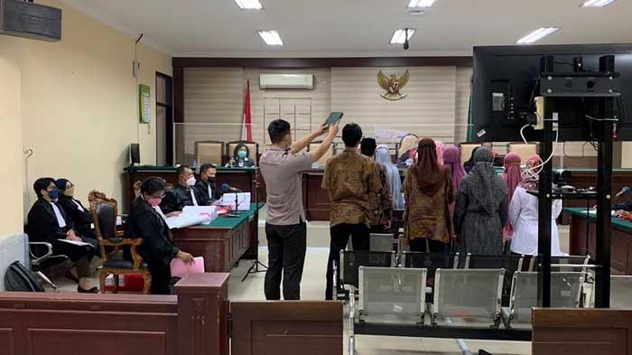 Sidang-pemeriksaan-saksi-dalam-kasus-dugaan-tindak-pidana-korupsi-Bank-BNI-Syariah-Cabang-Malang.jpg