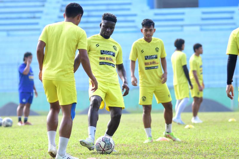Semifinal Piala Presiden 2022: Arema FC Boyong 22 Pemain Hadapi PSIS Semarang, Termasuk Abel Camara
