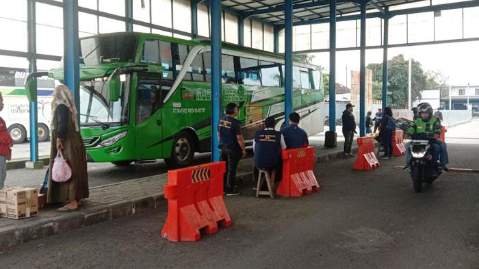 Sempat Boleh Ambil Penumpang di Dalam, Ojol di Malang Tanggapi Aturan Baru Terminal Arjosari
