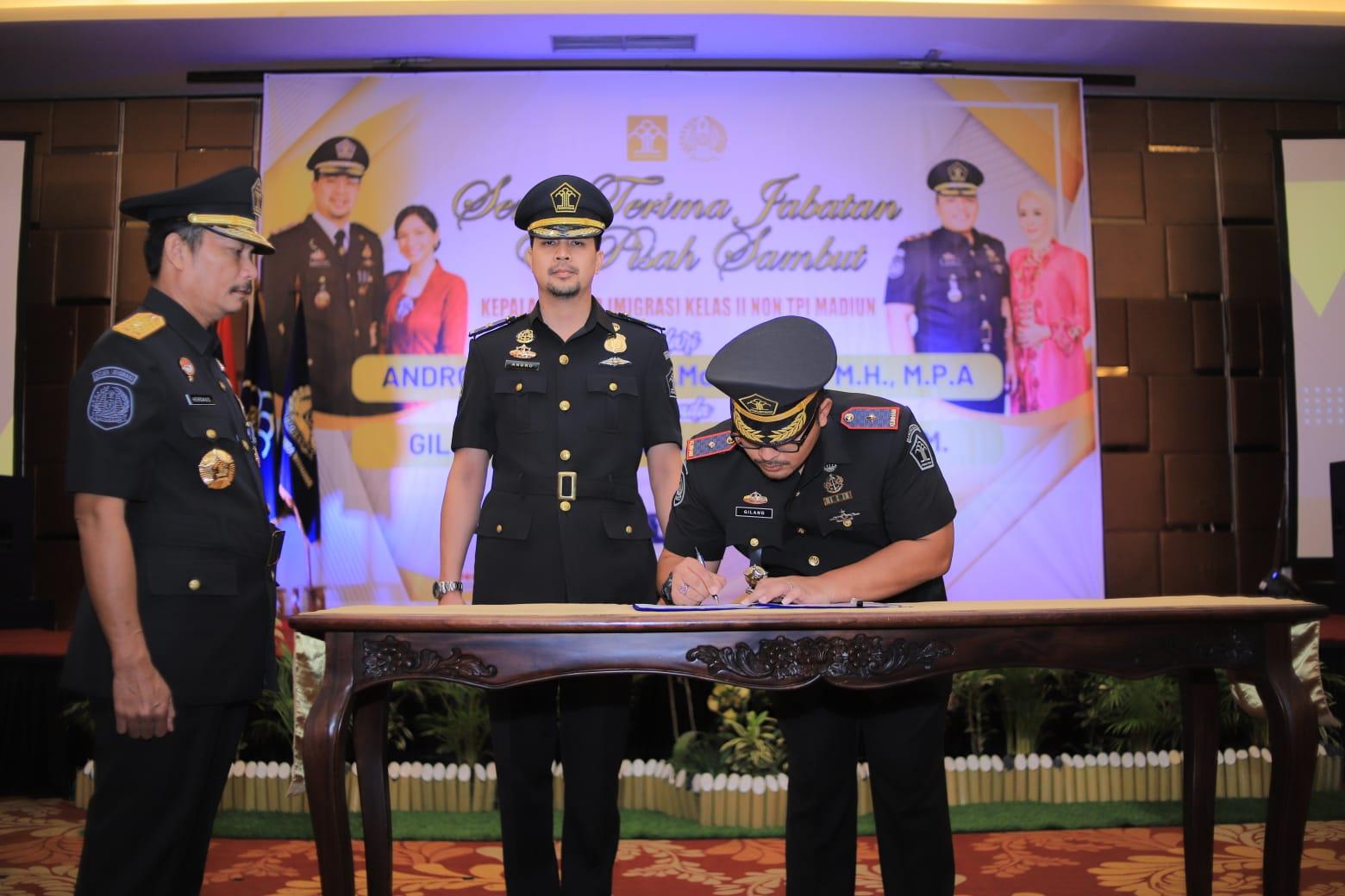 Suasana-peluncuran-M-Paspor-oleh-Kadiv-Keimigrasian-Kanwil-Kemenkumham-Jawa-Timur-Herdaus.jpg