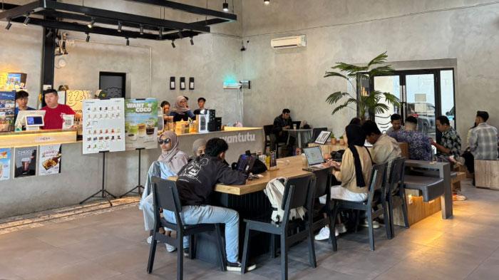Kenaikan LPG Non Subsidi Bikin Pengusaha Kafe & Resto di Jatim Dilema, Naikkan Harga atau Efisiensi