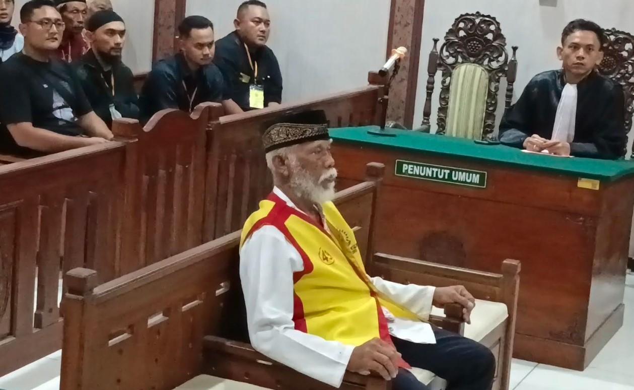 Reaksi Terdakwa Kasus Pembunuhan Jemaah Subuh di Bojonegoro usai Divonis Hukuman Mati: Pikir-Pikir