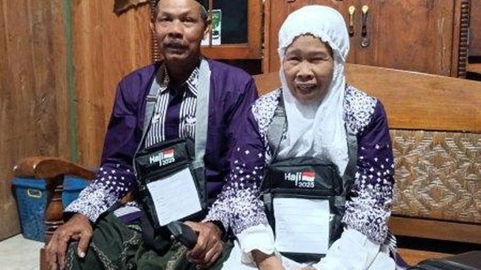 Ketekunan Ngatminatun & Sukahar 15 Tahun Nabung Rp40 Ribu dari Jualan Es Dung, Kini Berangkat Haji