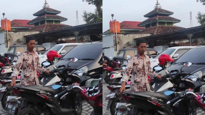 Sulistiyono-rela-tidur-di-masjid-sambil-jaga-motor-warga-kebanjiran.jpg