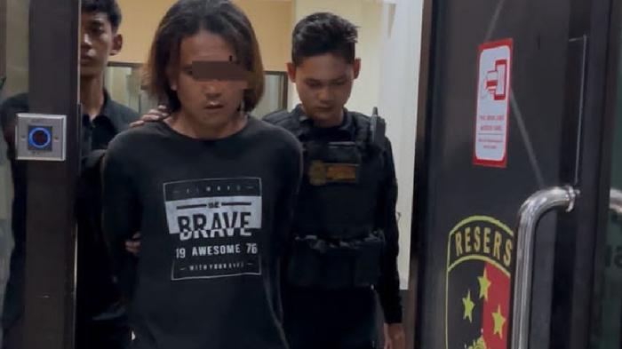 Malam Minggu Berdarah, Kernet Tusuk Sopir Truk Wingbox di SPBU Bunder Gresik