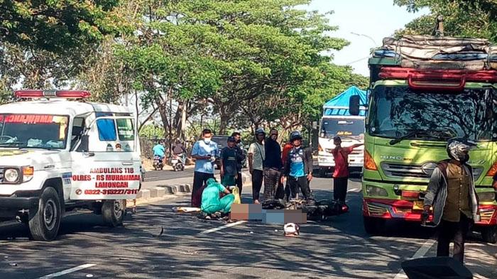 Terjadi-kecelakaan-maut-di-Lamongan-yang-melibatkan-motor-dan-truk-satu-orang-tewas.jpg