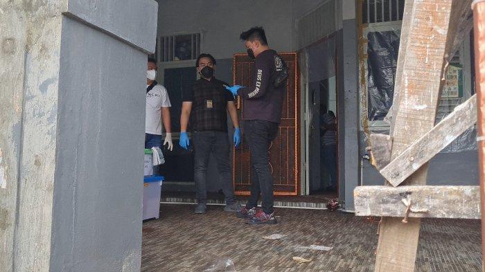 Kelakuan Tak Lazim Sekeluarga yang Tewas di Kalideres, Warga Cium Bau Busuk dari Maret: Kirain Tikus
