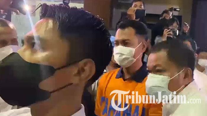 Cuma 5 Tersangka Tragedi Kanjuruhan yang Bakal Dilimpahkan ke JPU, Lalu Nasib 1 Tersangka Lainnya?