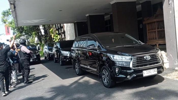 KPK Geledah Kantor Pemkab Tulungagung, Sejumlah Pejabat Dipanggil Satu Per Satu
