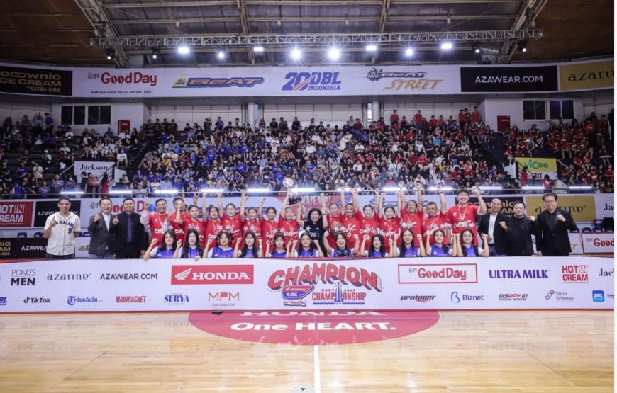 Tim-basket-putri-SMA-Gloria-1-Surabaya-kembali-berhasil-mempertahankan-gelar-juara-Honda-DBL.jpg