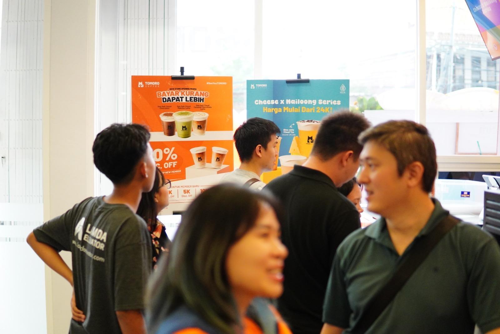 Tomoro-Coffe-membuka-gerai-terbarunya-di-kawasan-Manukan-Surabaya.jpg