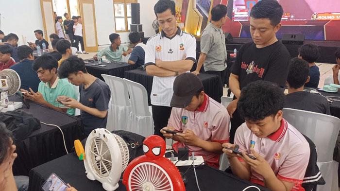 Antusias Tinggi, 300 Gamer Ramaikan Piala Pemuda E-Sport Kabupaten Kediri