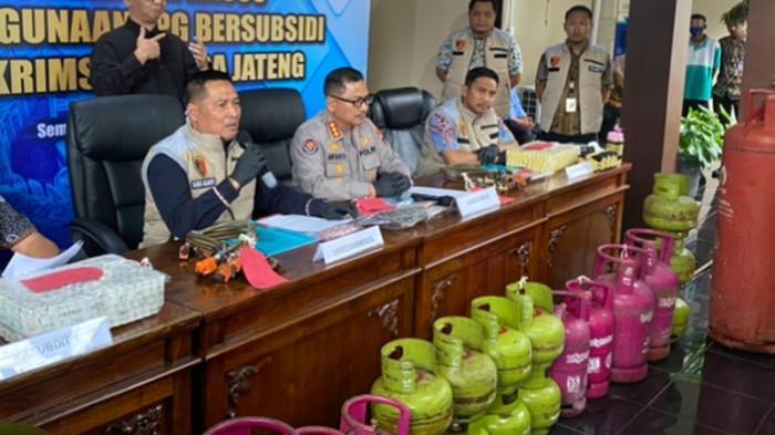 Ulah-Mafia-LPG-3-Kg-Rugikan-Negara-Rp-76-Miliar-Isi-Tabung-Tak-Penuh-dan-Jual-Harga-Murah.jpg
