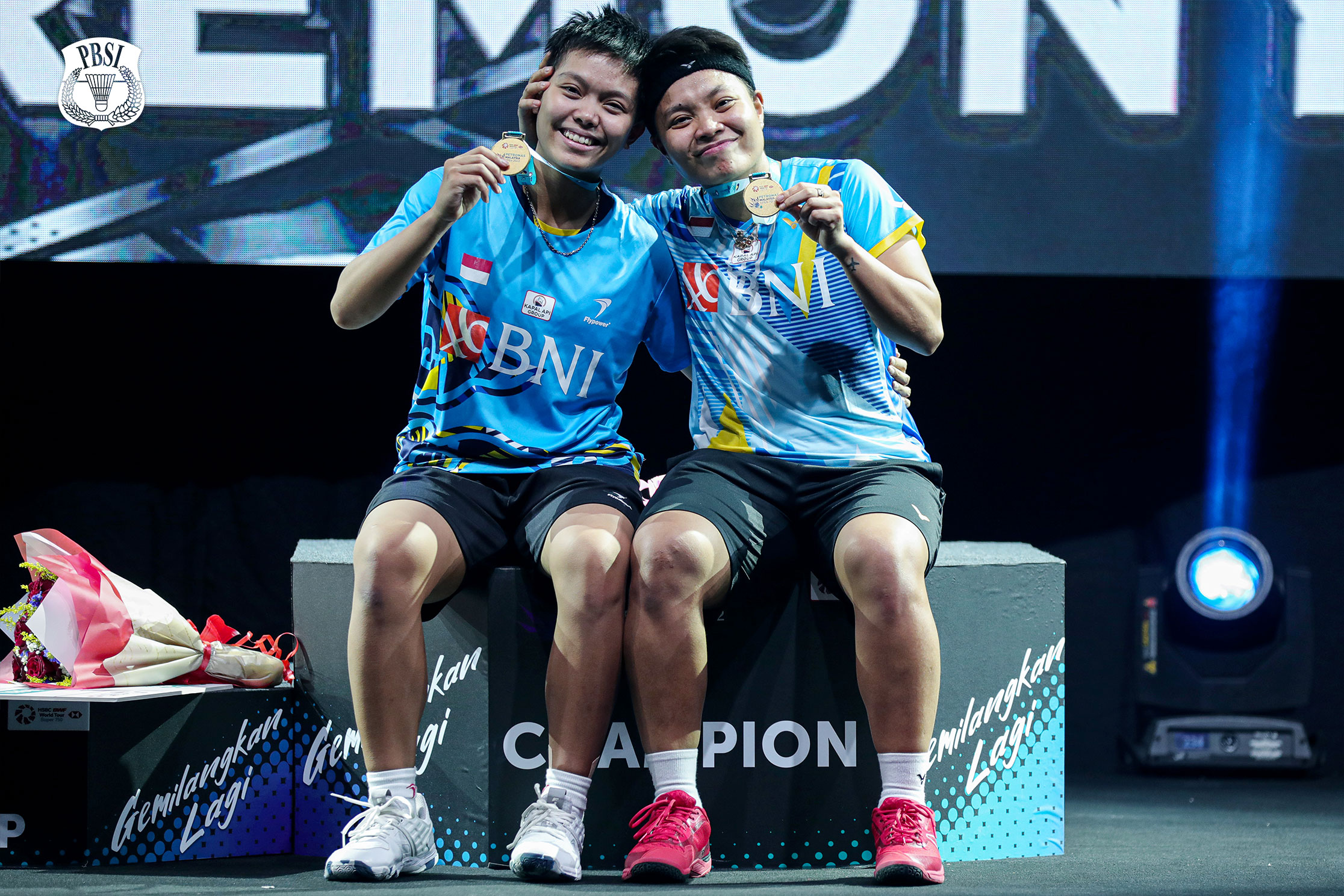 Hasil Final Singapore Open 2022: Nggak Pakai Lama, Apriyani/Fadia Juara usai Hempas Unggulan Kelima